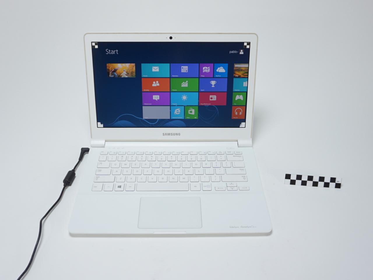 LAPTOP SAMSUNG