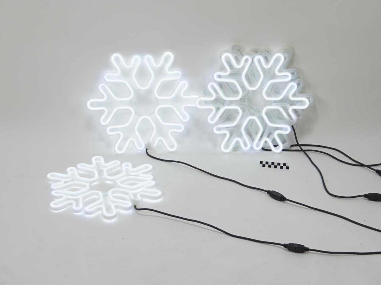 ŚWIĄTECZNE OŚWIETLENIE DEKORACYJNE