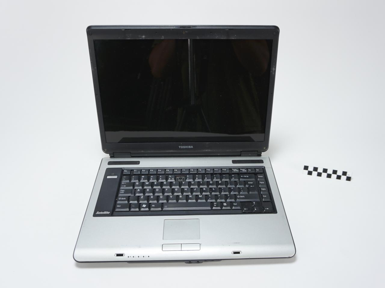LAPTOP TOSHIBA 