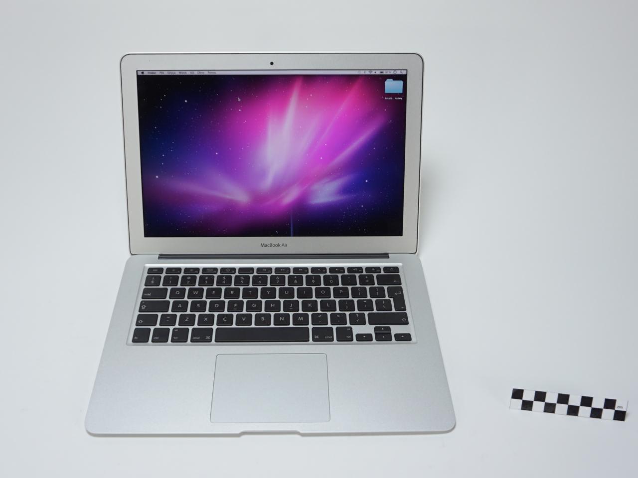 LAPTOP MACBOOK