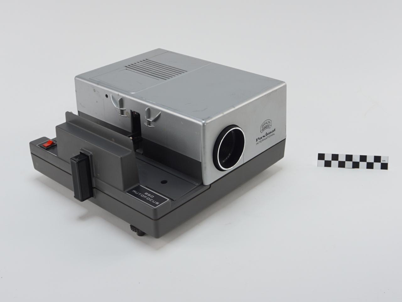 RZUTNIK DO SLAJDÓW PROJEKTOR