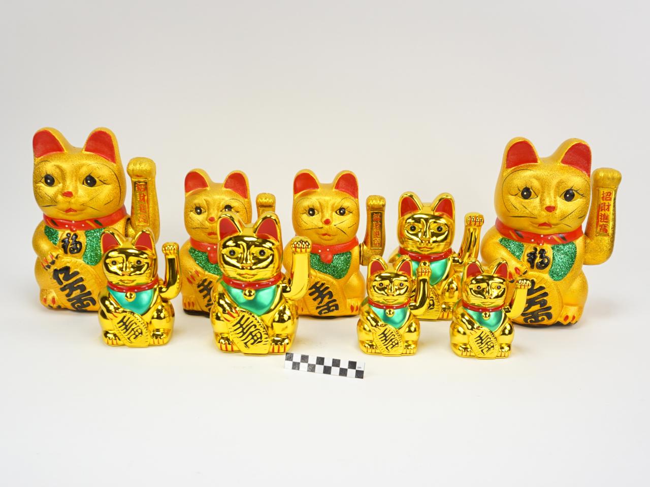 JAPOŃSKI KOT SZCZĘŚCIA MANEKI NEKO 