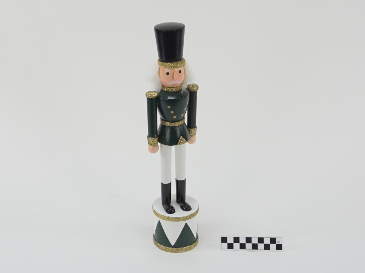 DZIADEK DO ORZECHÓW