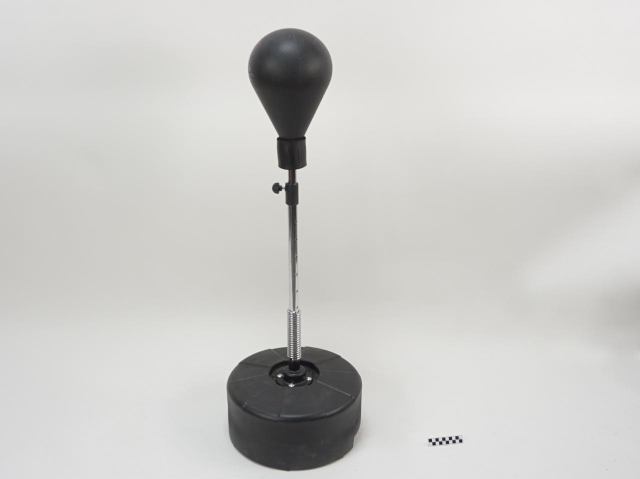 GRUSZKA BOKSERSKA STOJĄCA