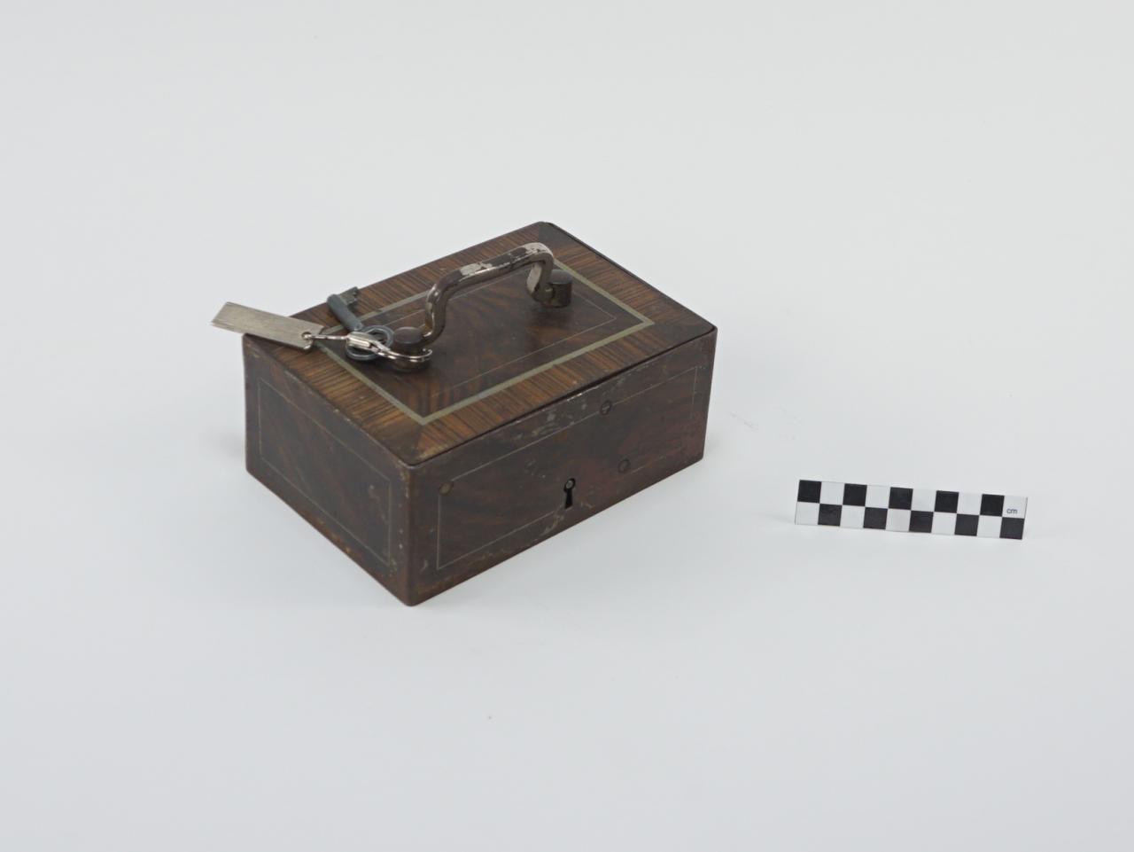 KASETKA NA PIENIĄDZE 