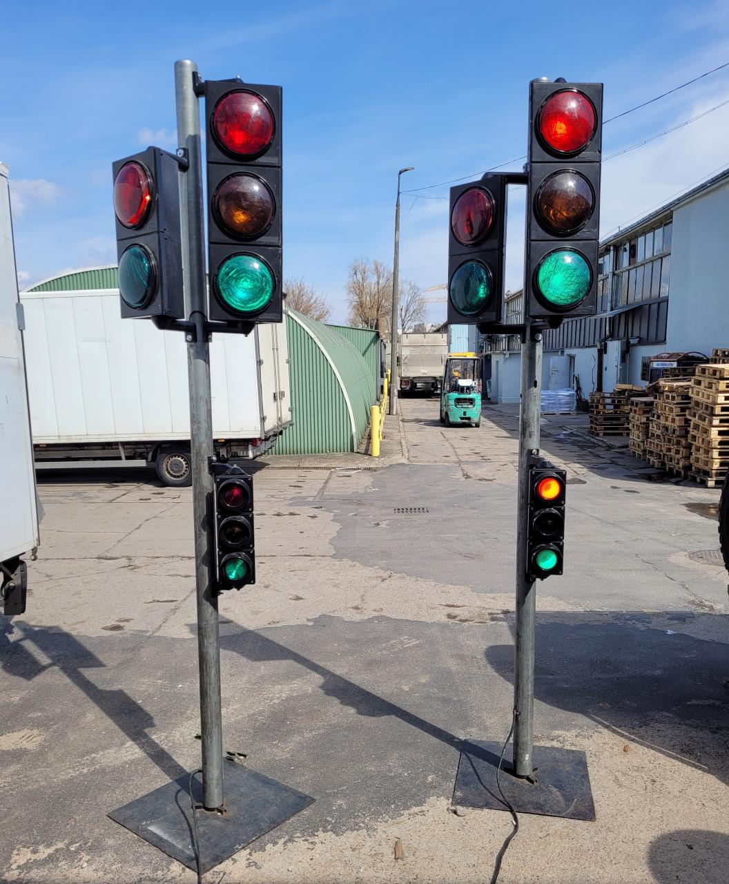 SYGNALIZATOR DROGOWY