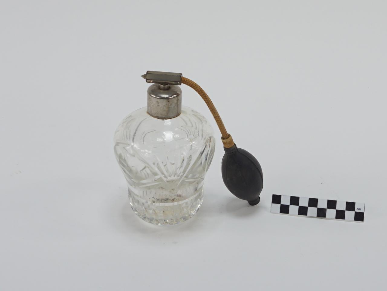 FLAKONIK NA PERFUMY Z POMPKĄ