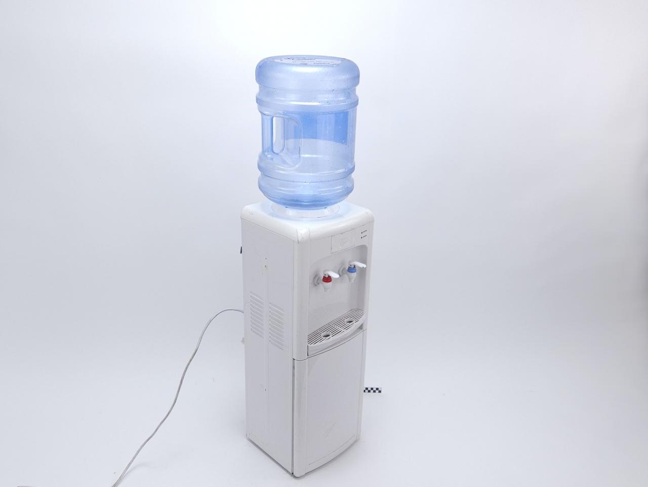 DYSTRYBUTOR NA WODĘ 