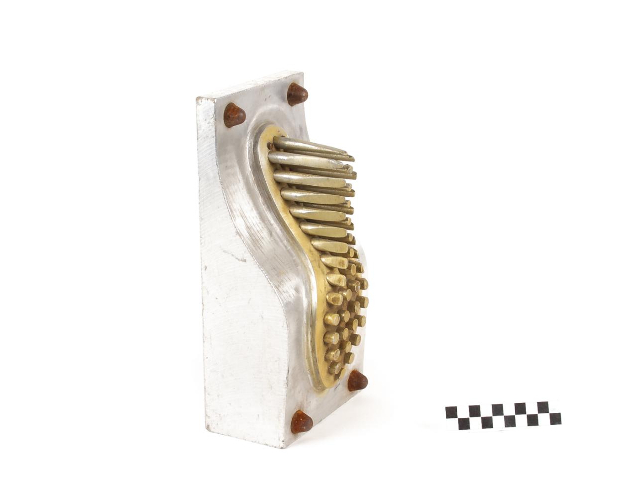 FIGURKA OZDOBNA DEKORACYJNA