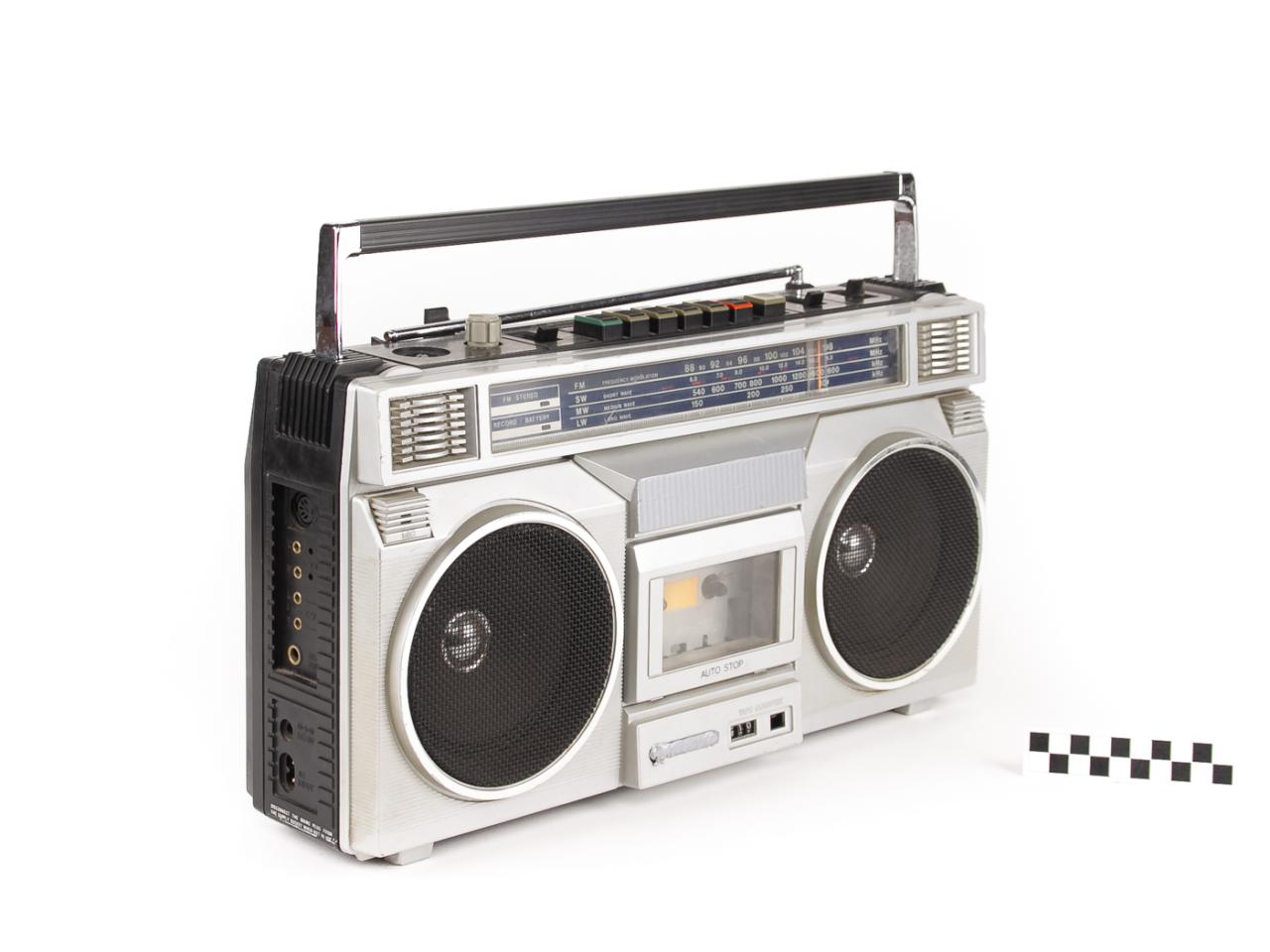 BOOMBOX