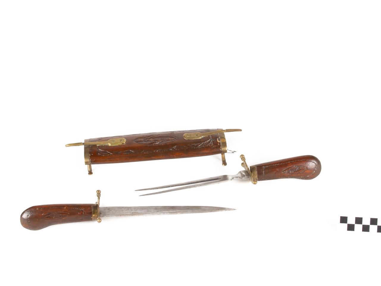 ZESTAW DO KROJENIA DZICZYZNY NÓŻ I WIDELEC 