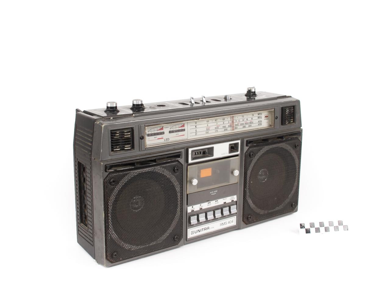 BOOMBOX RADIO