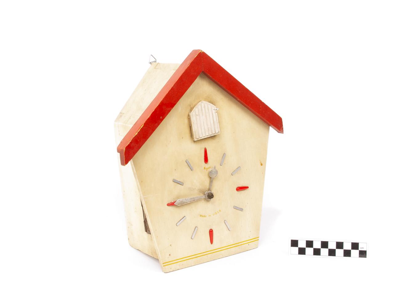 ZEGAR ŚCIENNY Z KUKUŁKĄ	