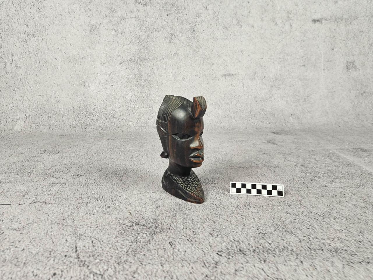 FIGURKA OZDOBNA DEKORACYJNA