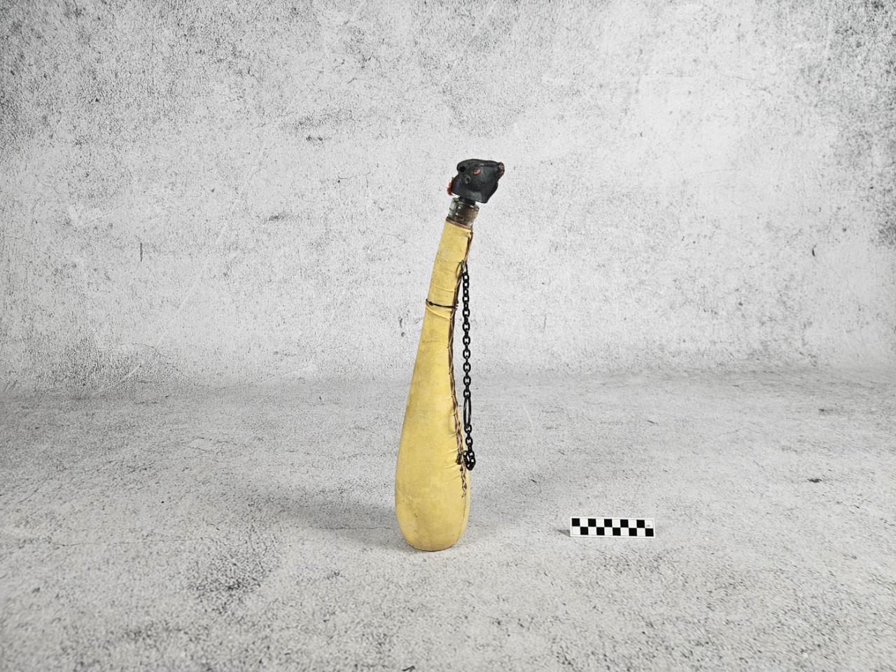 BUTELKA HISZPAŃSKA NA WINO