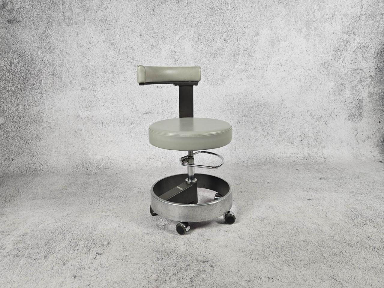 KRZESŁO OBROTOWE DENSTYSTYCZNE