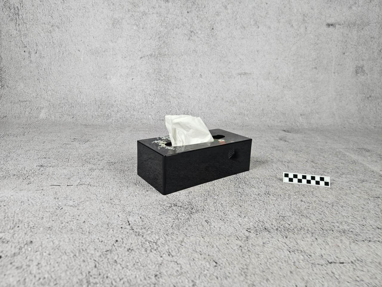 PUDEŁKO NA CHUSTECZKI