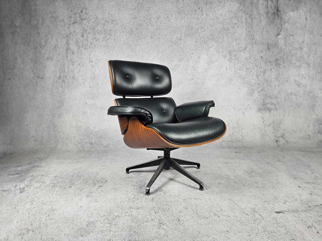 FOTEL OBROTOWY INSP. VITRA EAMS