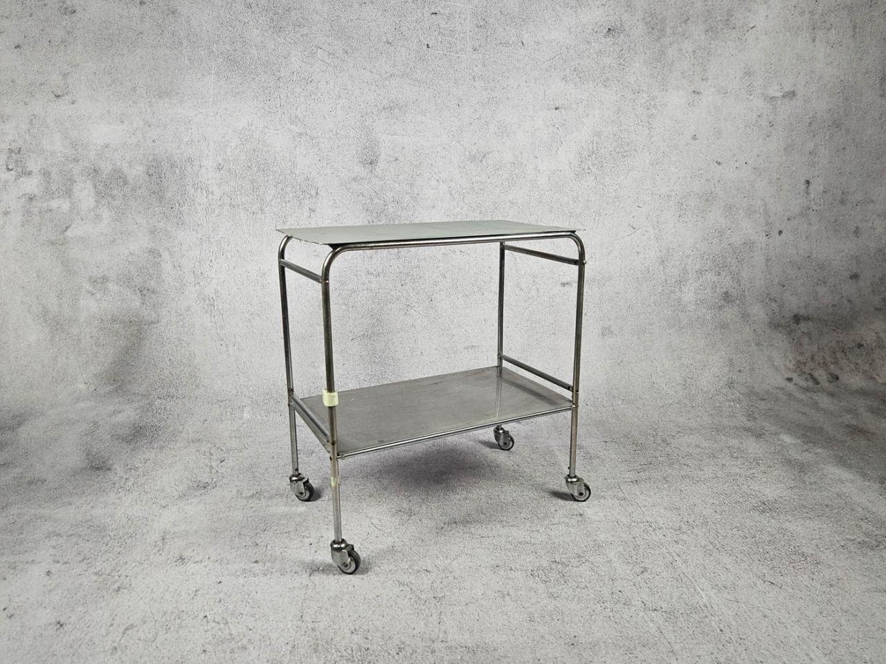 POMOCNIK MEDYCZNY NA KÓŁKACH