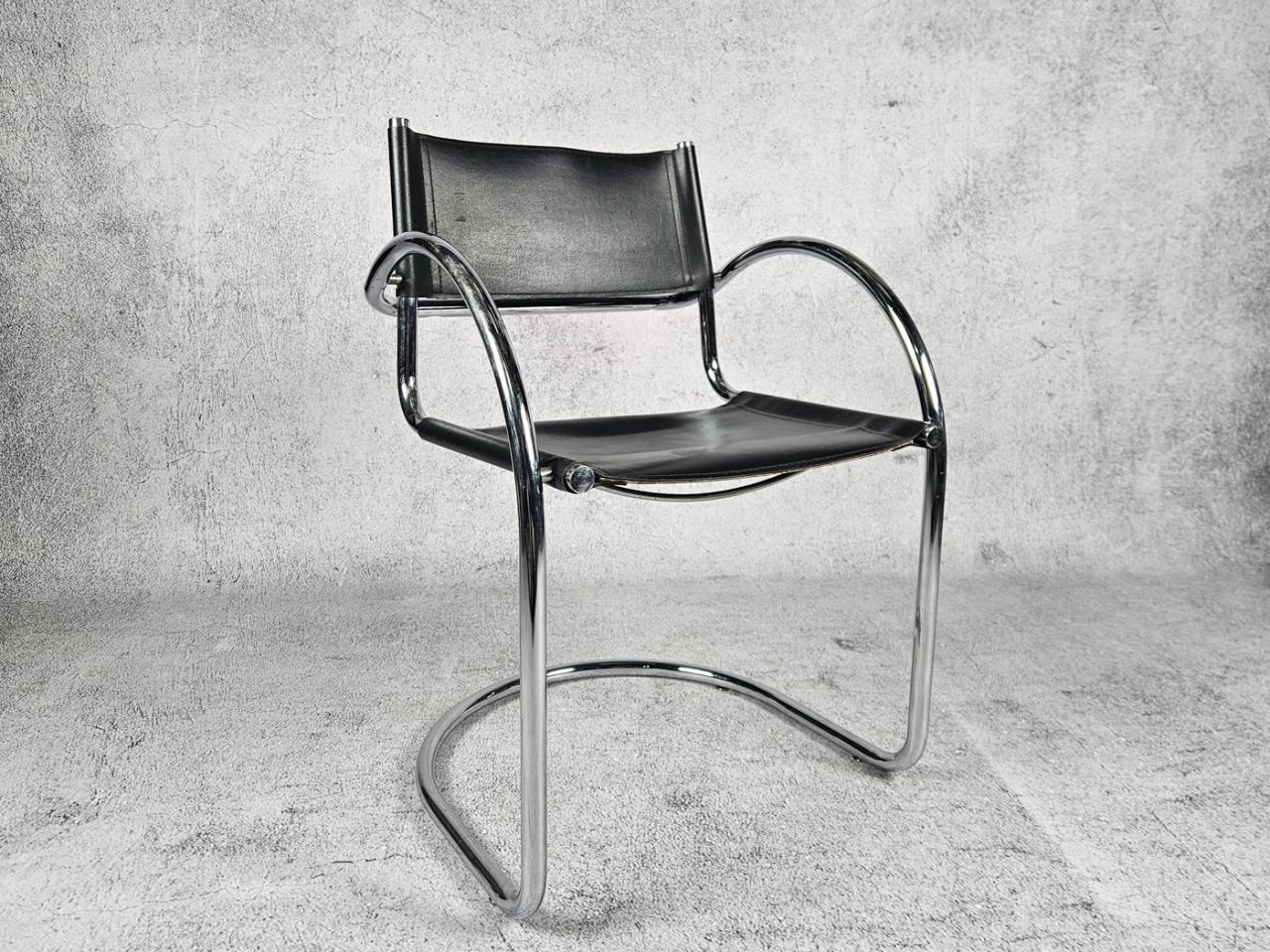 KRZESŁO, LATA 70-TE