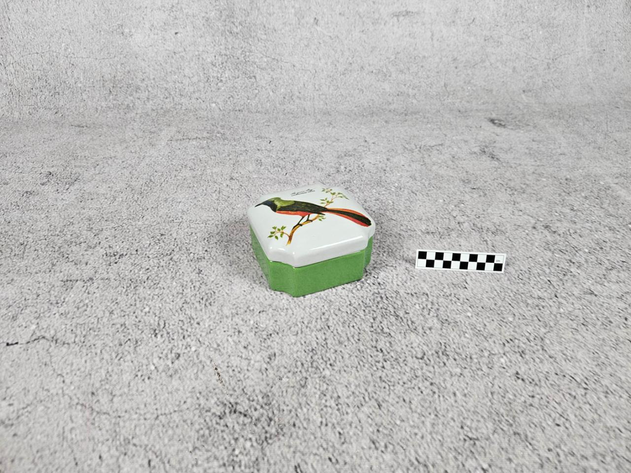 PUDEŁKO SKRZYNECZKA SZKATUŁKA