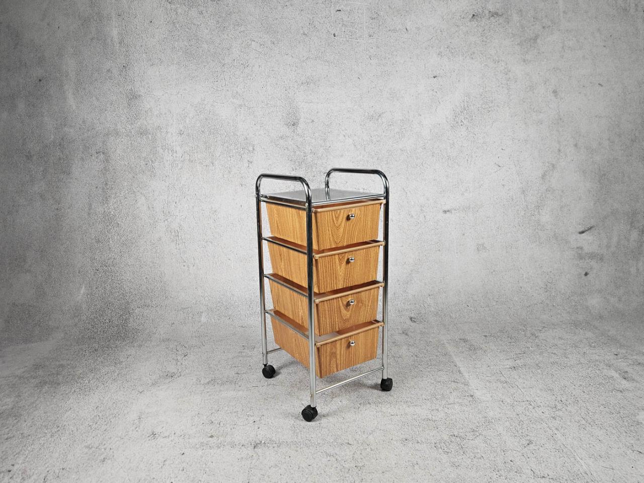 POMOCNIK NA KÓŁKACH