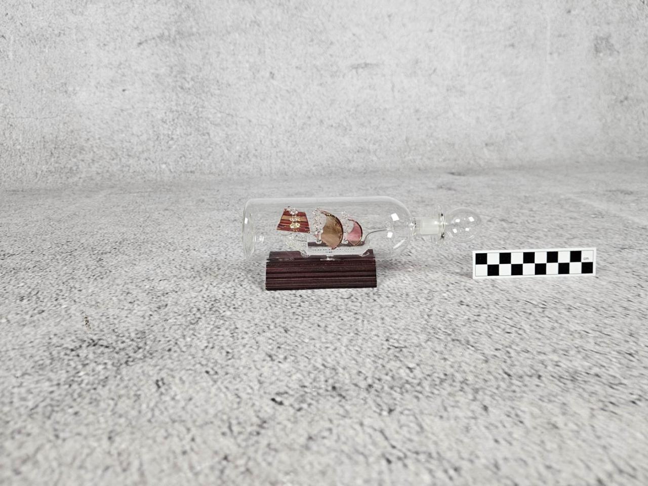 MODEL STATKU FIGURKA STATEK W BUTELCE