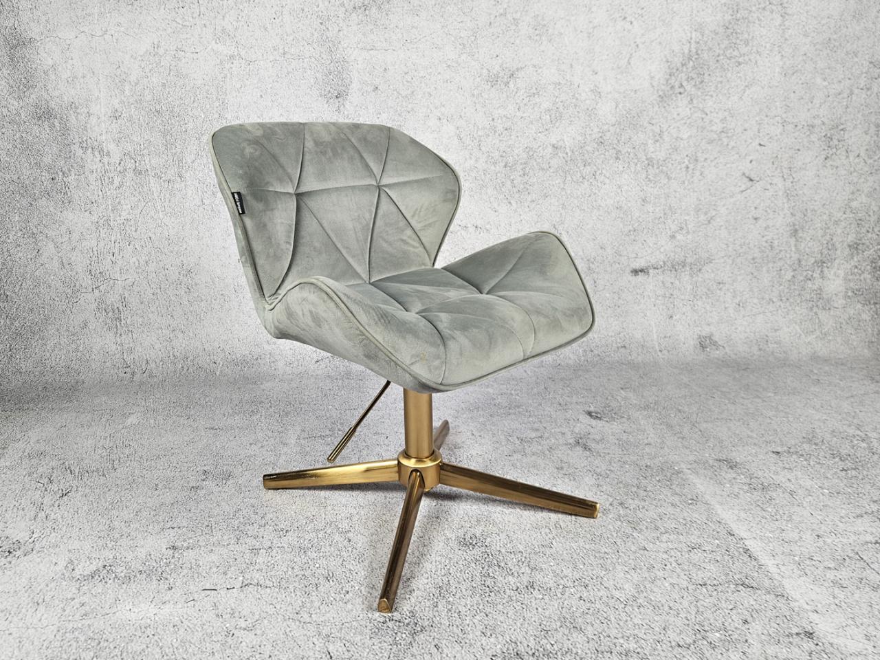 KRZESŁO BIUROWE OBROTOWE