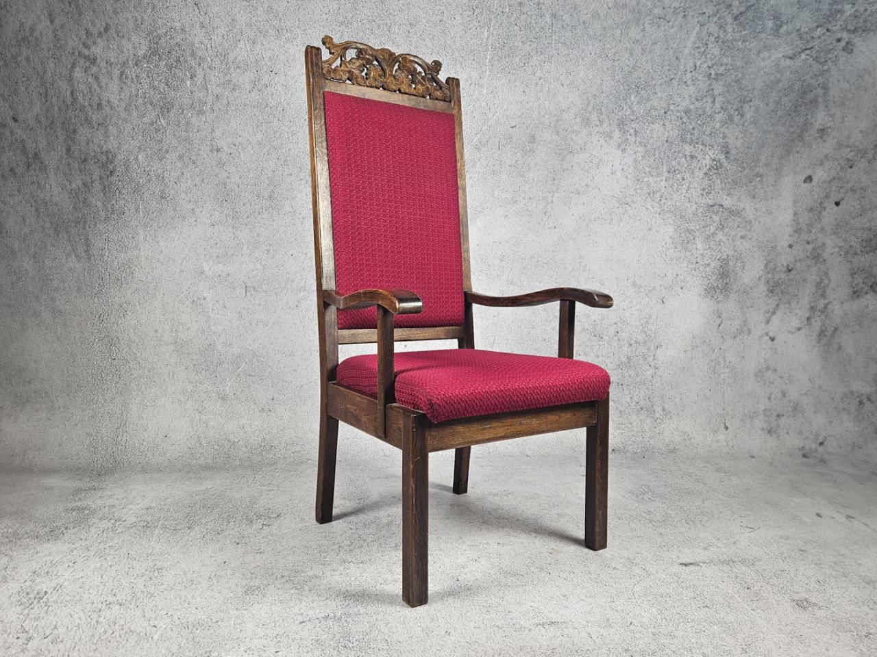 KRZESŁO SĘDZIOWSKIE