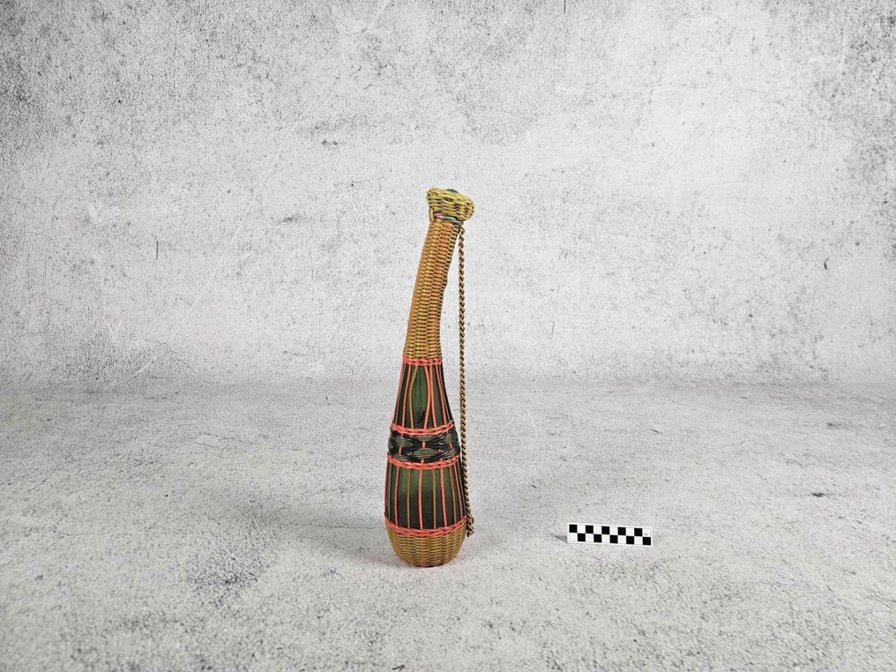 BUTELKA HISZPAŃSKA NA WINO