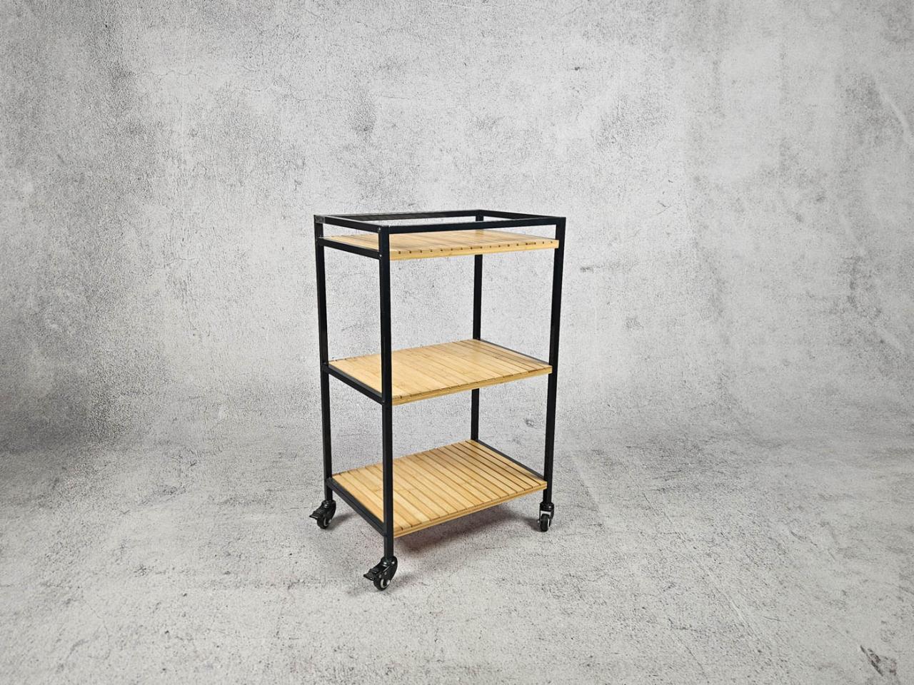 POMOCNIK NA KÓŁKACH