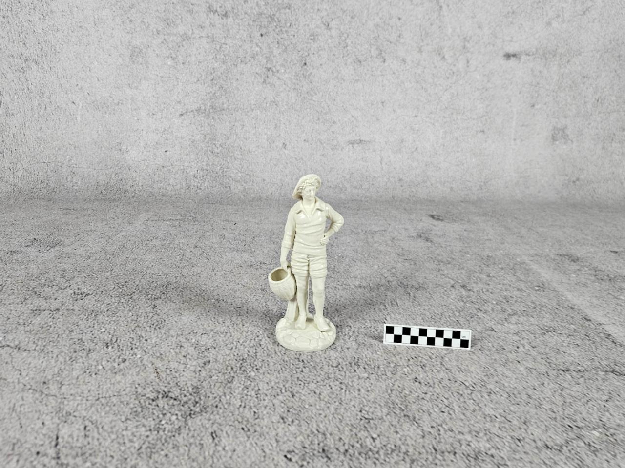 FIGURKA OZDOBNA DEKORACYJNA