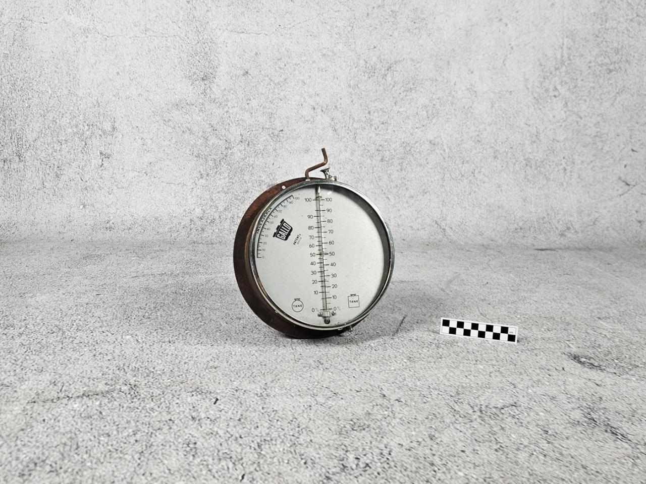 WSKAŹNIK WYSOKOŚCI CIECZY