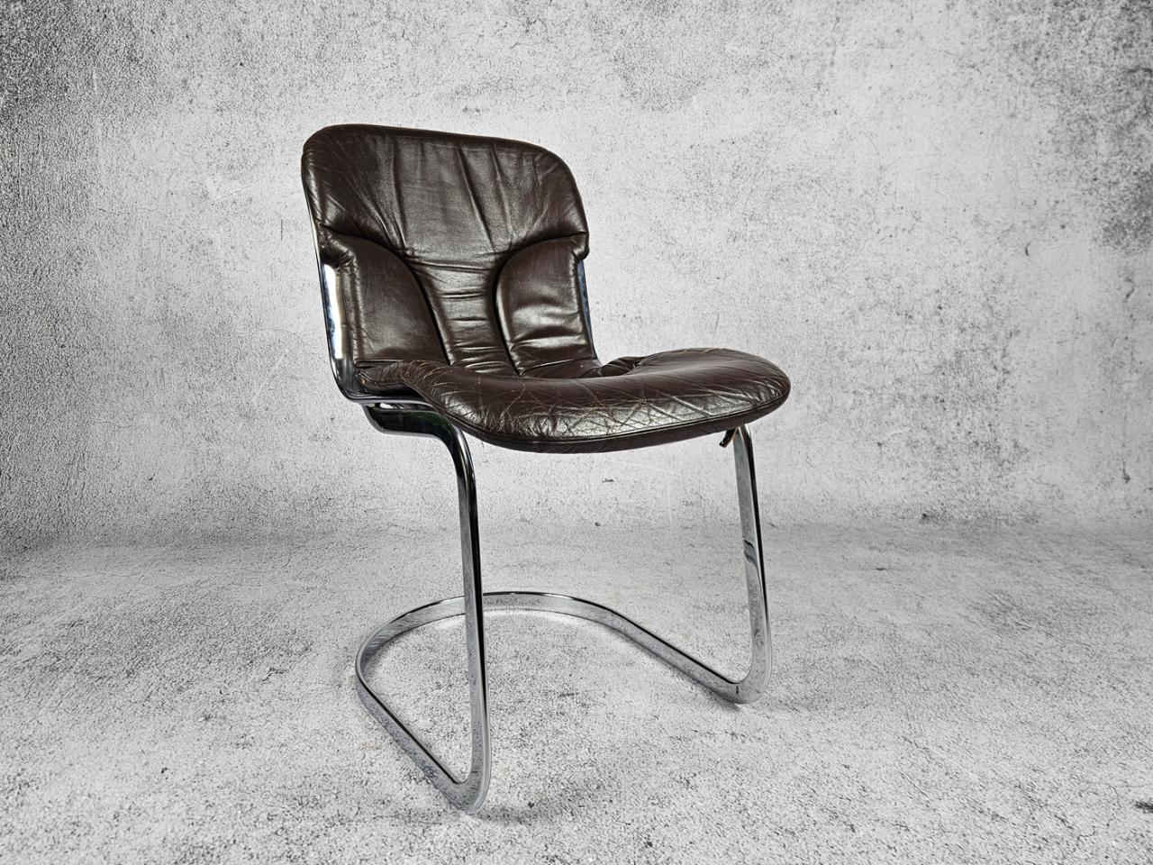 KRZESŁO, W.RIZZO WŁOCHY LATA 70-TE