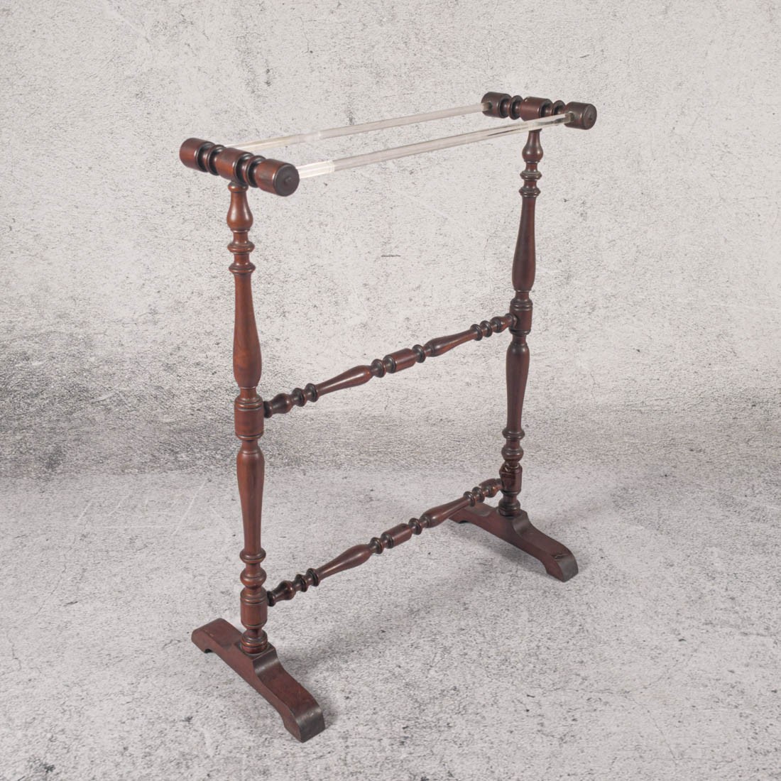 WIESZAK NA RĘCZNIKI