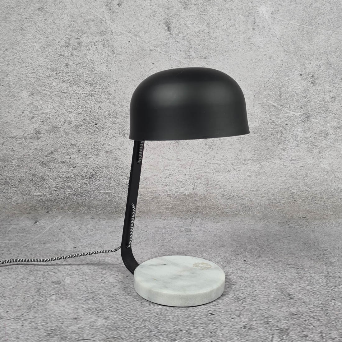 LAMPA STOŁOWA
