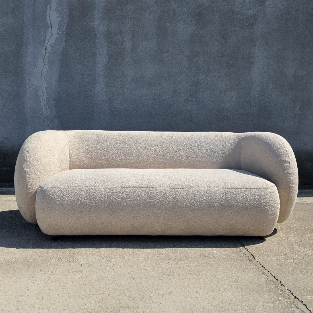 KANAPA SOFA