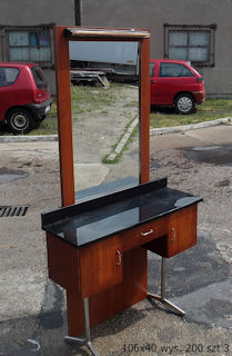 KONSOLA FRYZJERSKA Z LUSTREM