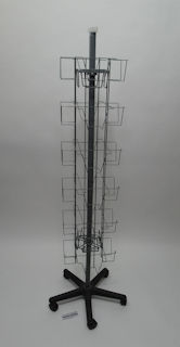 STOJAK NA POCZTÓWKI