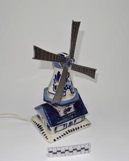 LAMPA STOŁOWA WIATRAK