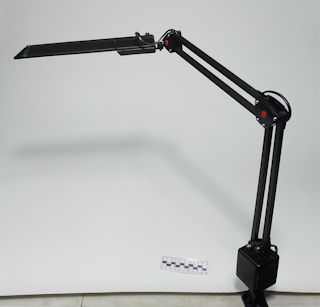 LAMPKA BIURKOWA KREŚLARSKA