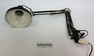 LAMPA BIURKOWA REGULOWANA