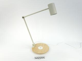 LAMPA BIURKOWA REGULOWANA