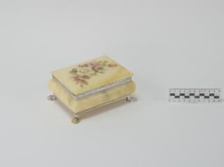 PUDEŁKO SKRZYNECZKA SZKATUŁKA