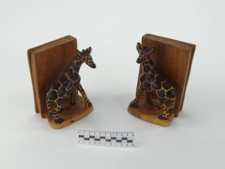 PODPÓRKA DO KSIĄŻEK ŻYRAFA 