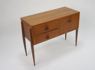 SZAFKA, SKANDYNAWSKA