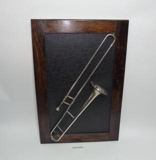 DEKORACJA ŚCIENNA PUZON