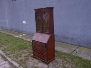 SEKRETARZYK Z NADSTAWKĄ