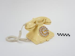 TELEFON STACJONARNY