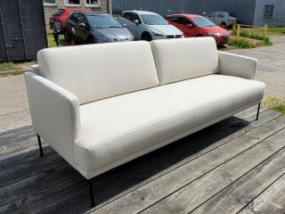 KANAPA SOFA